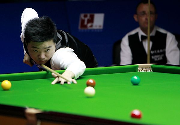 育文化间的 育文化间的